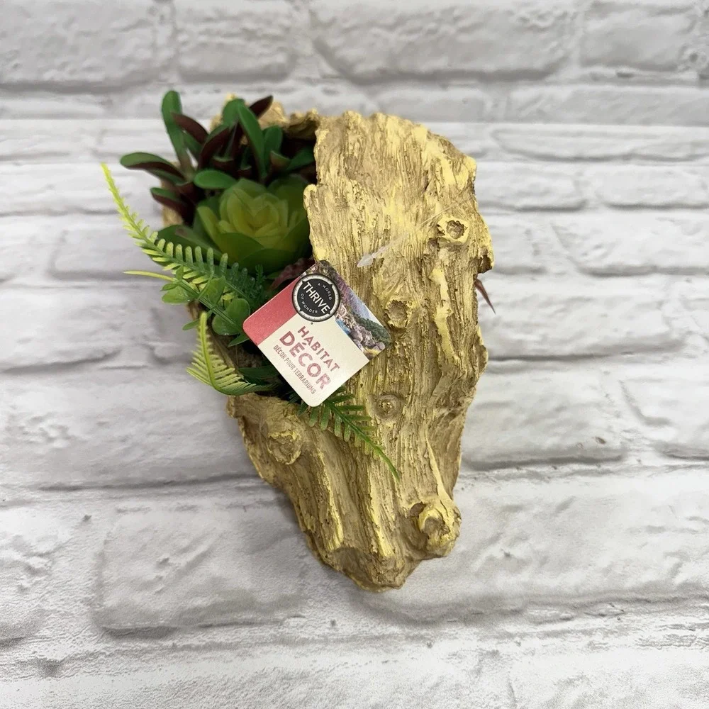 Thrive Habitat Decor Terrarium Driftwood Succulent Plant Resin Reptile Enclosure